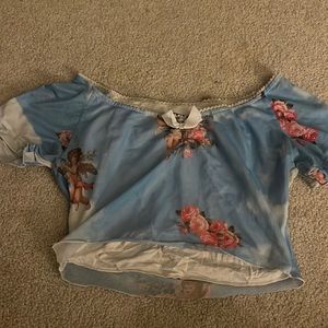 Angel print crop top with bow